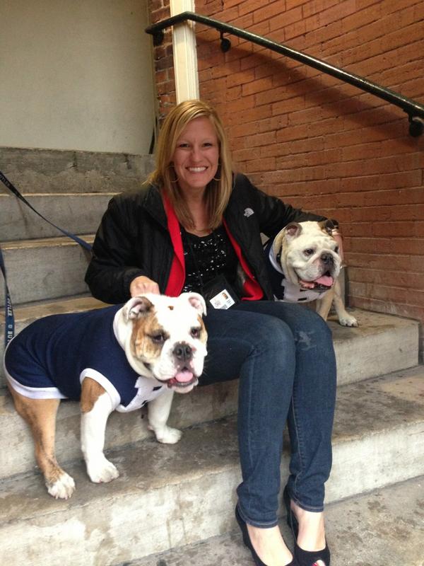 jkrem9's tweet photo. You da bomb. RT @JessicaCaye: Best day! Happy these dawgs came to town! #BigDawgsTour @ButlerBlue2 @ButlerBlue3 http://t.co/C2bq7NSY