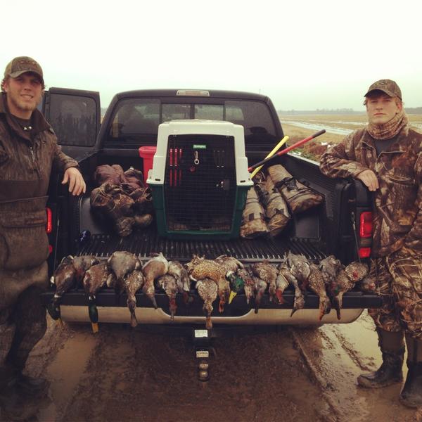 Thadglenn11's tweet image. 4 man limit today in the rain! #wacknstack
