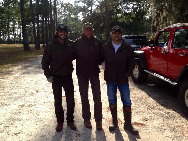 DallasWayneBoot's tweet image. “@ThomasRhett: 3 generations wearing the same jacket...cool or not cool? http://t.co/jCJ3s7Pd” Glad y'all are enjoying them!