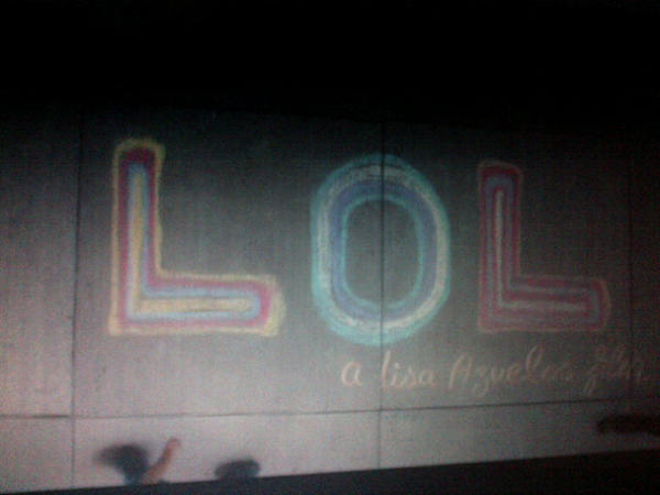 TilliMurphy's tweet photo. watching lol again! With @georgcheeseman 'xox http://t.co/xnpf8Rvk