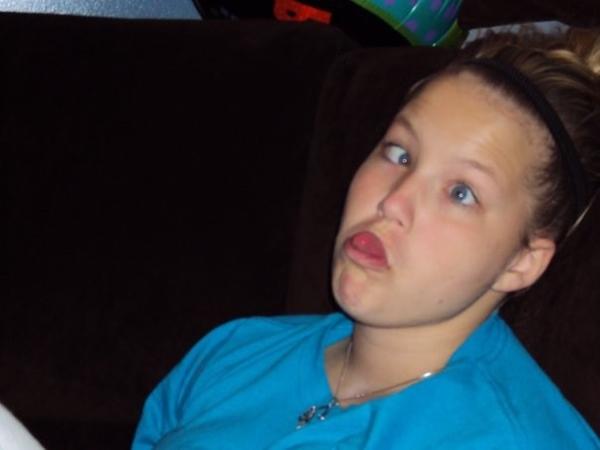 agarbrandt's tweet image. I don't know why but I love this girl #eventhen #friends #memories @kourtneyscoby11