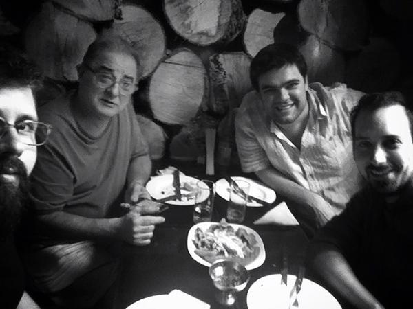 Charla inspiradora en el almuerzo junto al gran maestro Héctor Vigliecca. @andresgobba <a href="/matiascarballal/">Matias Carballal</a> <a href="/mauriciomaam/">Mauricio Aguilera</a>