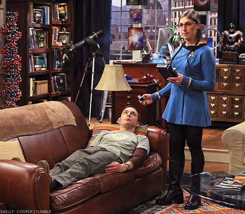 DSheldon_Cooper's tweet photo. #MePoneQue Amy... http://t.co/cTO440cz