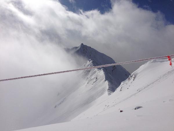 PatDimon's tweet photo. ...across this line you do not...also dude... @PlumAspen @AspenHighlands #uncheckedaggression #preferrednomenclature http://t.co/vnv61cXM