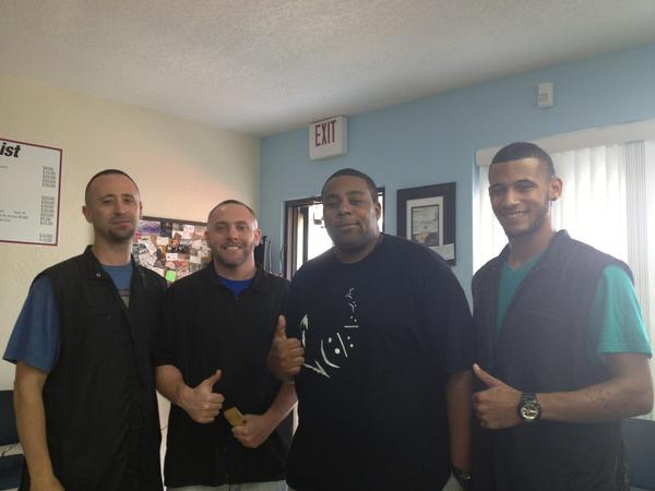Kenan Thompson got a fresh cut from devin at fades barber shop