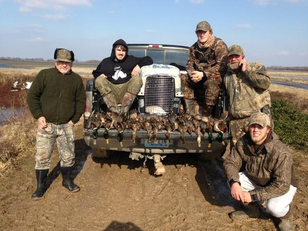 Thadglenn11's tweet image. 6 man limit this mornin! #wacknstack