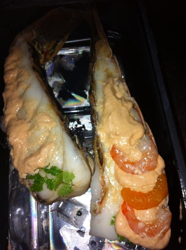 YYQ2012's tweet image. lobster