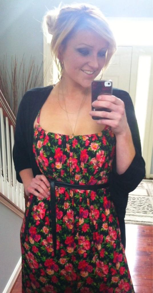 stevef250's tweet photo. "@Cuckyboy2012: My gorgeous wife! #SexySaturday http://t.co/RKe5ZVoP" I want tof fuck her so bad