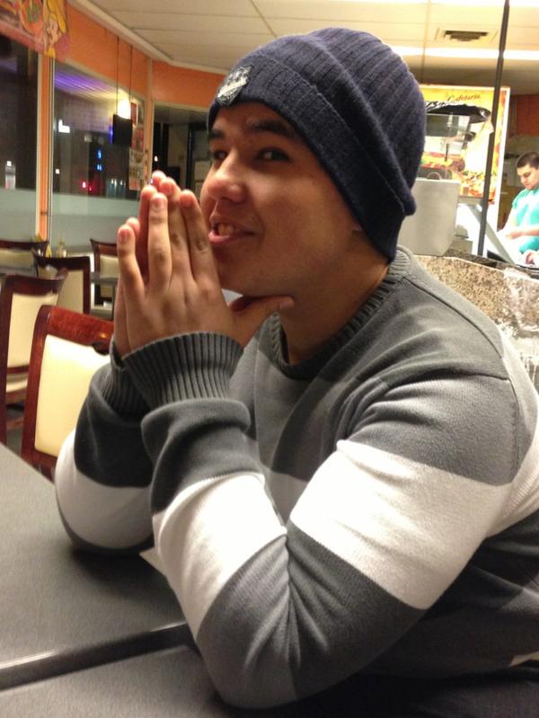 Jakeze's tweet image. RT @anwarrrr_10: The boss is back ... Eine richting geeeeer wit zelf @Aniss_B @Jakeze @DylannHartje_ @YassirSwiggs http://t.co/X4YdXTc3"