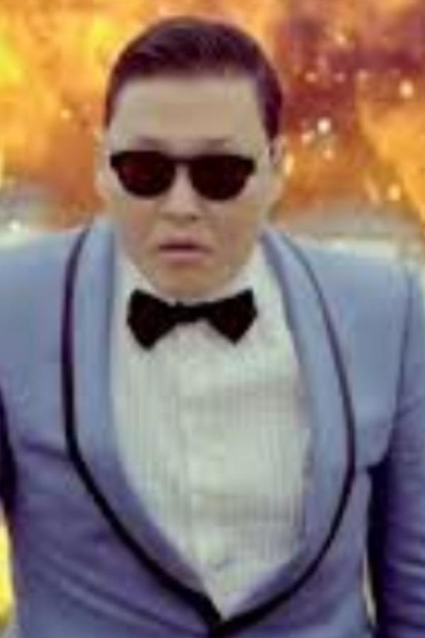 FergusMcGovern's tweet photo. Uncle Psy http://t.co/QTb6Bvey