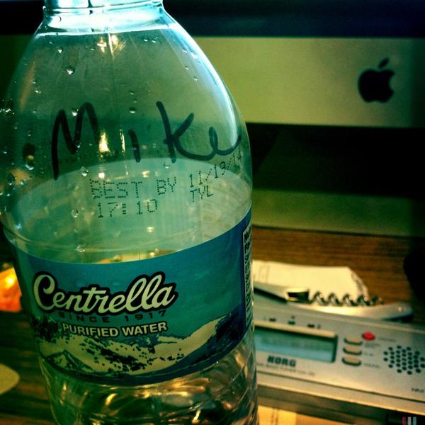 fortfirefairs's tweet photo. Being sick sucks. Can't wait for the band to be back at 100%. http://t.co/nxsjszEc