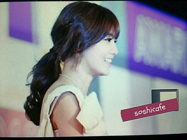 [PIC][30-12-2012]Hình ảnh mới nhất của MC SooYoung tại "2012 SBS Entertainment Awards" tối nay - Page 2 A_XD6MECAAACWxg