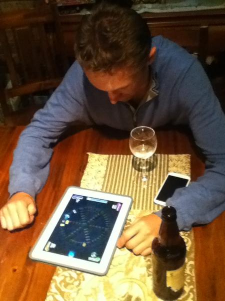 TheRealBonesey's tweet photo. Bit of iPad trivia pursuit. #sweetapp @mattdnicholas @BigShaggsy @docwright7  @ricey2013 @bomelvin @ao_squirt http://t.co/Pt67htrZ