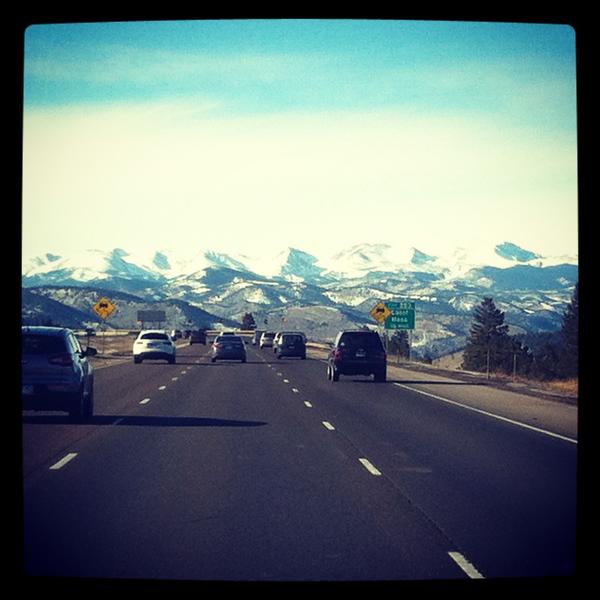 smithjiaws's tweet photo. This drive gets me every time... I've missed it! #vailbound #secondhome http://t.co/t5rgWuO2