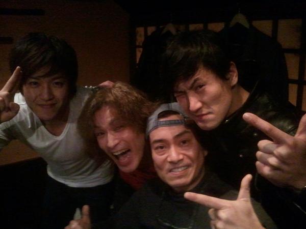 ひらたプロダクションジャパン 平田広明 トミーの到着でやっと虎と兎が揃いました どうだ参ったかっ ワイルドに吠えるぜっ Http T Co Xfq0ea