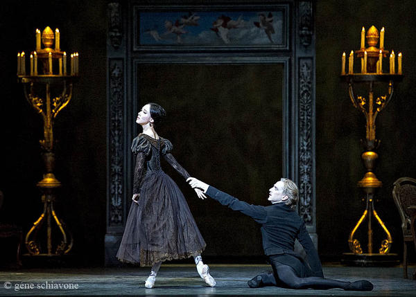 DavidHallberg's tweet photo. Memorable events/2012: Debut of Onegin (a role I never thought I would dance) w Hee Seo @ABTBallet http://t.co/xUafHPye