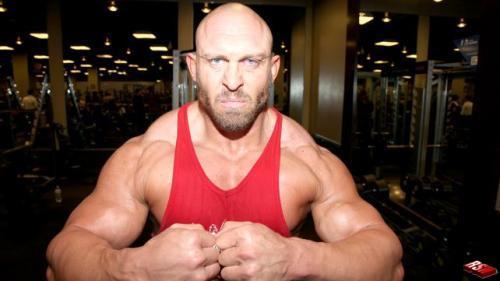 WWEAwards2012's tweet photo. Newcomer of the year: Ryback! http://t.co/yxP3aJIc