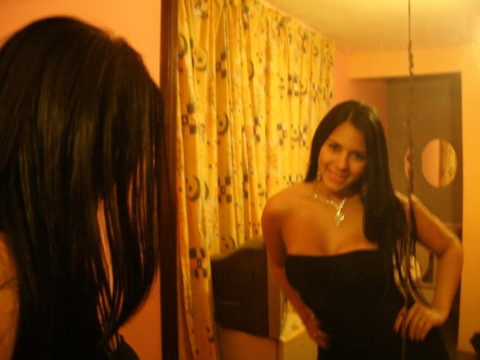 &ldquo;@CarolMirandaFC: photo @CarolineMReal http://t.co/D9NaUQqQ&rdquo;<a class="tags" target="_blank" title="On Twitter" href="/?out=eyJ0eXAiOiJKV1QiLCJhbGciOiJIUzUxMiJ9.eyJpYXQiOjE3MjE5MDEyNTMsImlzcyI6InR3cG9ybnN0YXJzLmNvbSIsIm5iZiI6MTcyMTkwMTI1MywiZXhwIjoxNzUzNDM3MjUzLCJyZWRpcmVjdF91cmwiOiJodHRwczovL3R3aXR0ZXIuY29tL0Nhcm9sTWlyYW5kYUZDIn0.e5Qga-jQqXqYLfrIDvpnbGKu5mrG4R6SGVMOQXuQ4ETpUi5gLKWG9nCCjm-z2-9--5DV0ta146US_eQpo3znwg">@CarolMirandaFC</a><a class="tags" href="/tag/carolinemreal">@carolinemreal</a><a href="/tag/sexymagazine"class="tags"><span>#sexymagazine</span></a>