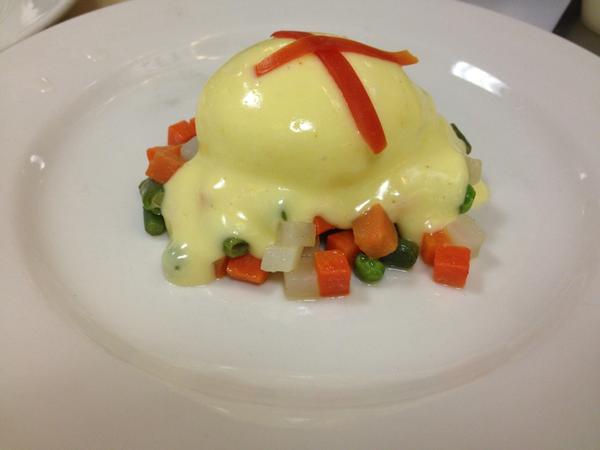 Poached Egg with vegetable Hollandaise