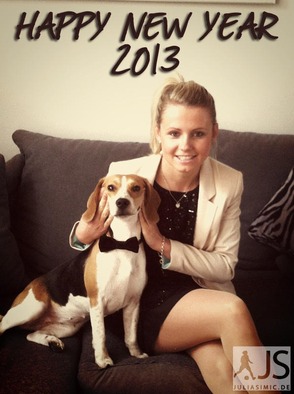 juliasimic's tweet photo. HAPPY NEW YEAR 2013!!! #2013 #fcb http://t.co/kWKXl0JW