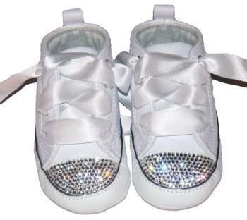 StrutClothing's tweet photo. Customised Swarovski Crib Chuck Taylor's. Made to order..... £60   #Converse  #Swarovski  #facebook.com/strutclothing http://t.co/TGg0iVXC