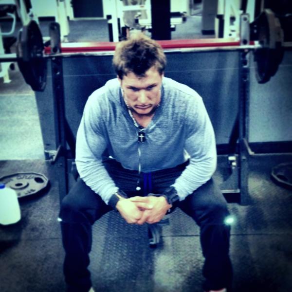 IvansFitness's tweet image. In the zone. Not waiting for #2013 #gettingmine #dayCloser
