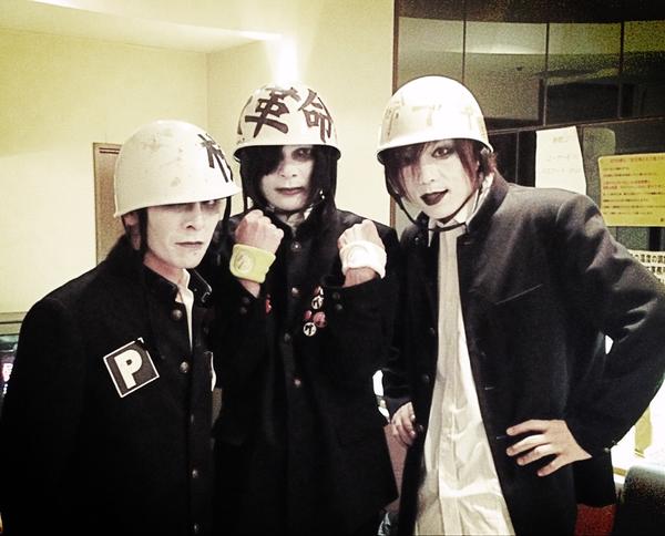 昨年末は新宿ゲバルトのワンマンにもゲスト出演しました。シークレット