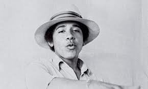 DeTroyesHair's tweet photo. New year = new style. Might  model Barry's puffs from the 70's. Awwww yea. http://t.co/tCehoTuz