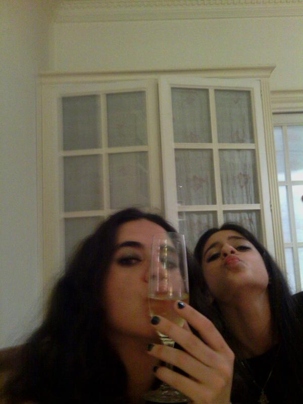 Feliz año desde la morada moya <a href="/BelenxuMoya/">Bel Moya</a>