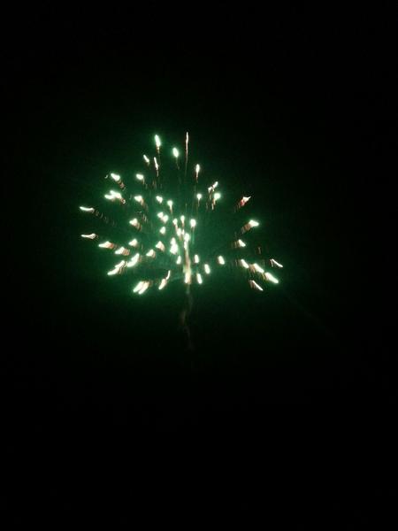 vivienneufeld's tweet photo. New year ! with @ChrisiSpielmann http://t.co/JzBvA7CW