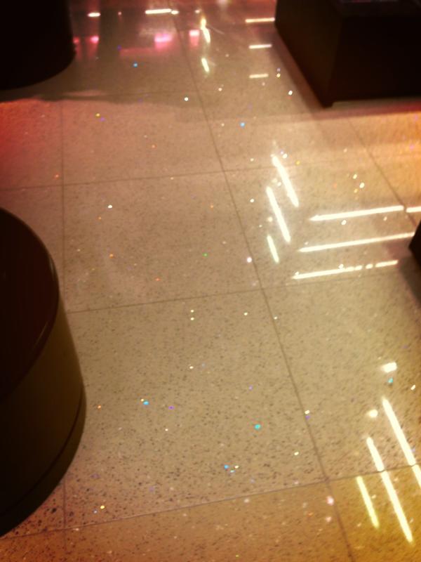 lynchybrat's tweet photo. #victoriasecrete
Damn... These floors http://t.co/59ZeVTno