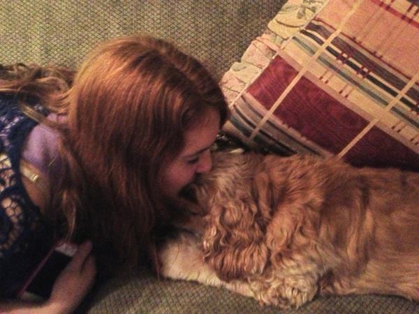 OhWowThatsAwk's tweet photo. That awkward moment when this is the most exciting New Years you've had yet. #NYE http://t.co/rYDjV8wd