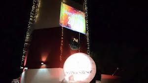 Happy New Yr to friends and family! We kickd off New Yr watchin Ball drp on Hrbr Twn razin $4grtchrty; #DeepWellHHI