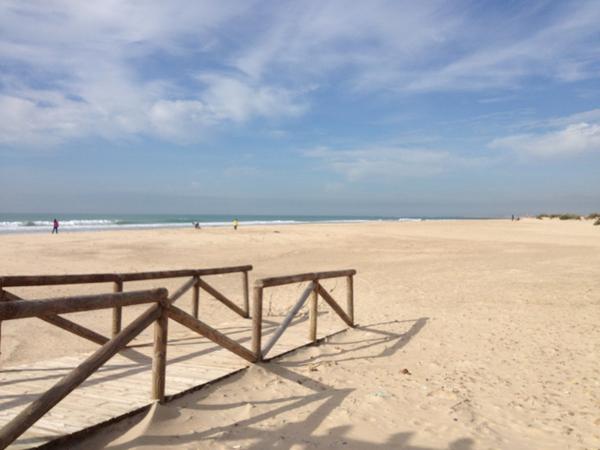 NanaMartinDo's tweet photo. Nada más relajante que mirar el mar unos minutos.. http://t.co/VdiHcTCO