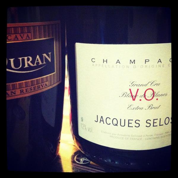 #cava <a href="/DuranGR/">Cava DuranGR</a> 5V 2007 and #champagne #jacquesselosse VO #blancdeblancs #grandcru #avize #goodlunch #2013 #penedes