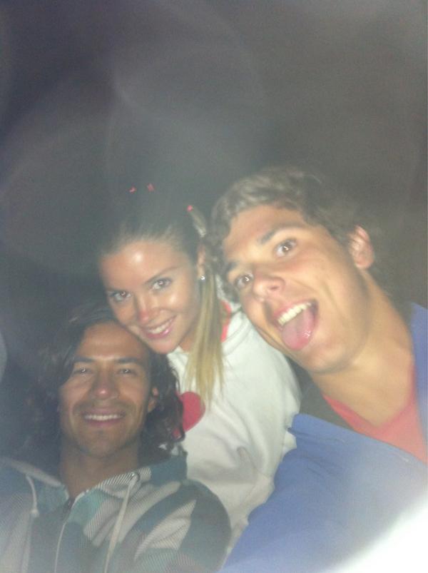 javieracox's tweet photo. Jajaj buena foto! @diego_cox http://t.co/k1g3yTQX