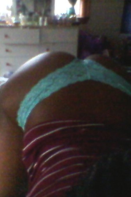 She knows just how I like it so she gets halfway ready b4 I get there 👍😈 http://t.co/QxIow3iI<a href="/tag/jetpackjoyride"class="tags"><span>#jetpackjoyride</span></a>