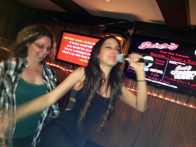 Watch Ana Tuesday's leaked NSFW photo on TwXstars