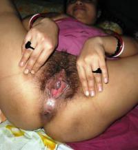 Pussy lips spread out......