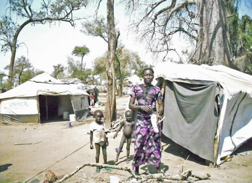 Tensions grow between refugees and host community in #SouthSudan irinnews.org/Report/97159/S…