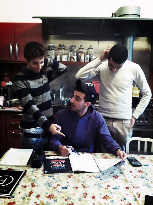LucaColpo's tweet photo. #secisiamo@cecio_ballerini@momobush2 http://t.co/CFDKSiHE