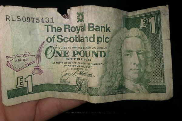 _nicccc's tweet image. Not seen one of these in ages #onepoundnote