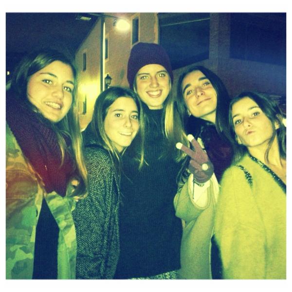 crisros26's tweet photo. @patisee @ElsaSallent 🙌 http://t.co/lz1tEyh2