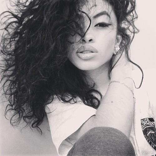 OfficialKMMK's tweet photo. Wassup <3 http://t.co/h8iXlxdc