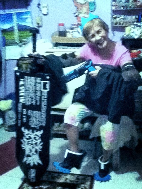ycon16's tweet photo. our cost player nanay..   @bepaguirigan21 @ynapaguirigan http://t.co/2dkpIHyZ
