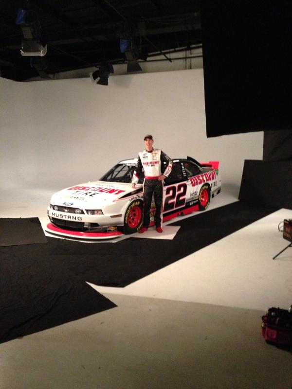 TravisOtt's tweet image. “@keselowski: This may take some time to get used to...
#nascar http://t.co/ZVsm5JWi”
😳😳😳😳