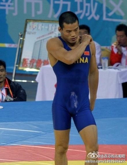 Bulging Briefs On Twitter Little Accident Cum Wrestler Bulge