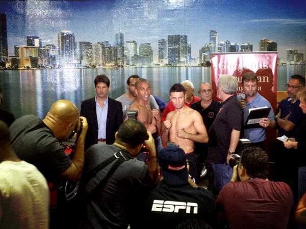 osunaespn's tweet photo. @RancesKidBlast and Arash Usmanee made weight for tomorrow's #FNF season opener. ESPN2 and @ESPNDeportes at 10 pm EST http://t.co/OzyQf8l1
