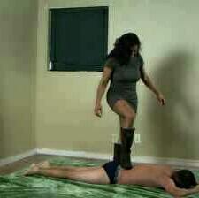 #MASSAGE #clips4sale A back massage with the feet. http://t.co/SeAn9Cm via @clips4sale http://t.co/M<a href="/tag/massage"class="tags">#MASSAGE</a><a href="/tag/clips4sale"class="tags">#clips4sale</a>