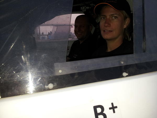 Didier_Veracini's tweet photo. mujer en el Dakad. Segcanie feom alemana http://t.co/125odgnm